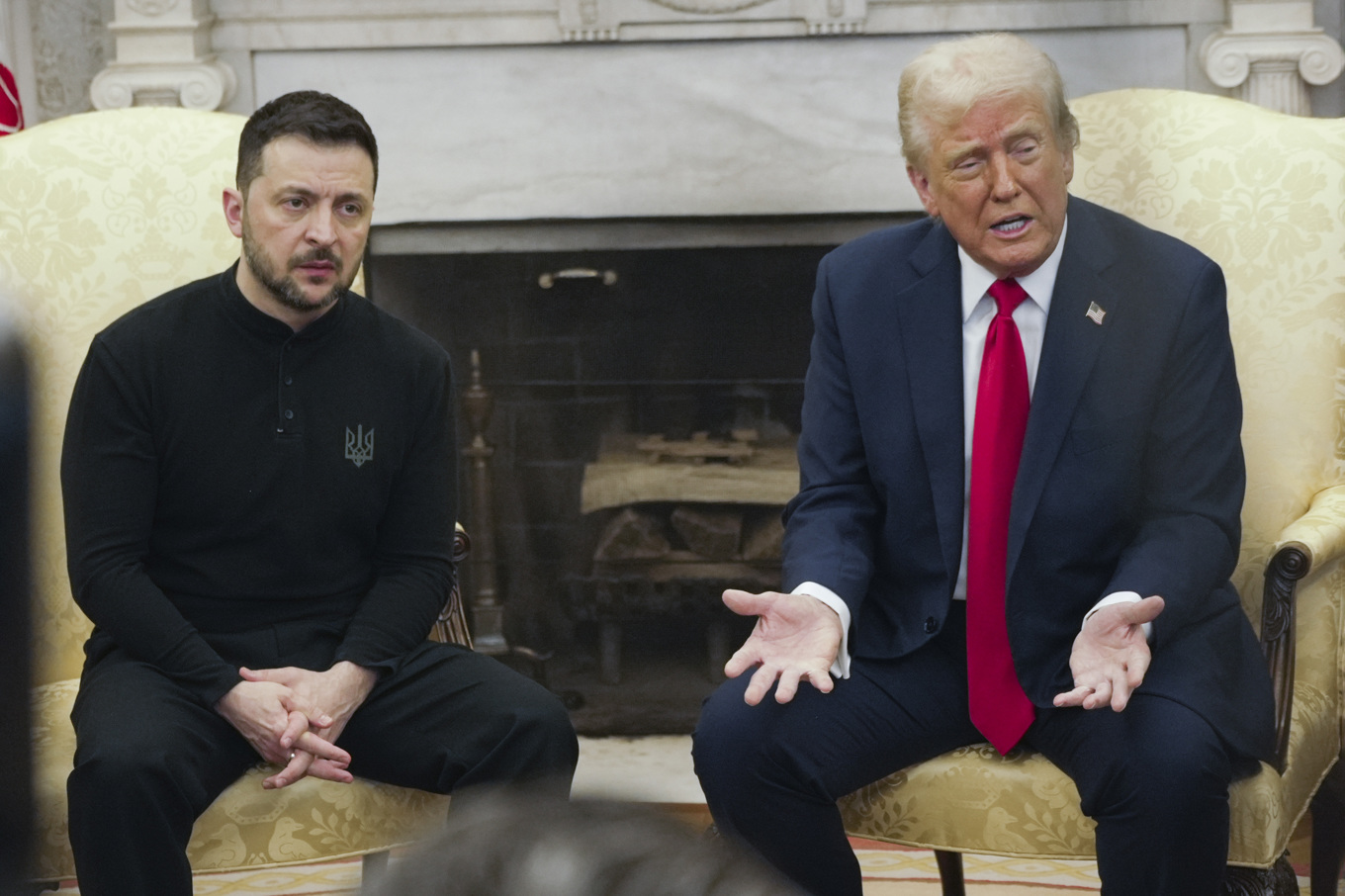 Ukrainas president Volodymyr Zelenskyj och USA:s Donald Trump under ett möte i Vita huset i februari i år. Foto: Mystyslav Chernov/AP/TT