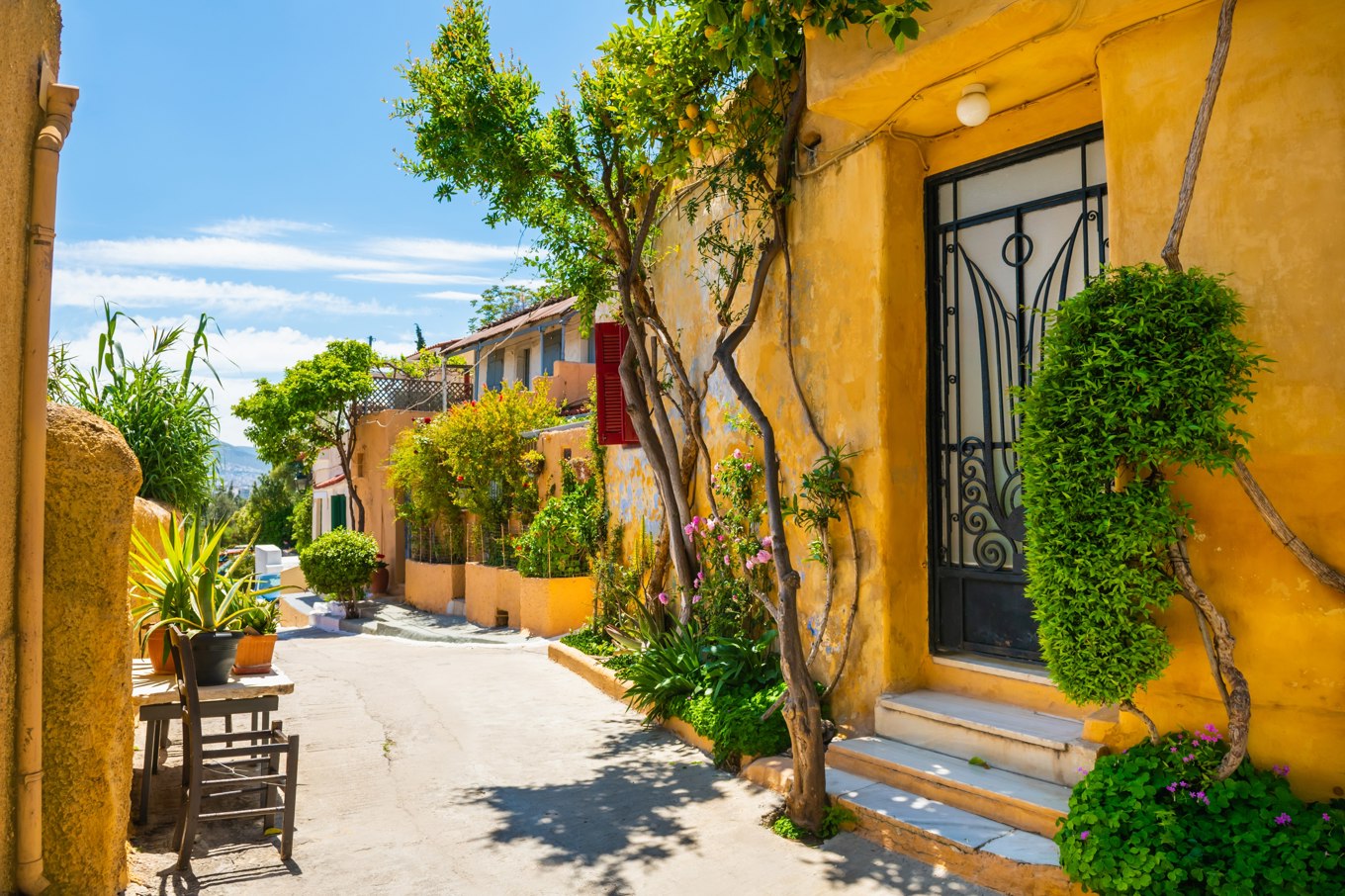 Färgerna vi omger oss med kan skapa lugn och harmoni, ge energi eller i vissa fall till och med få oss att må dåligt. Gult kan stimulera optimism och lycka. Foto: Olga Gavrilova/Shutterstock