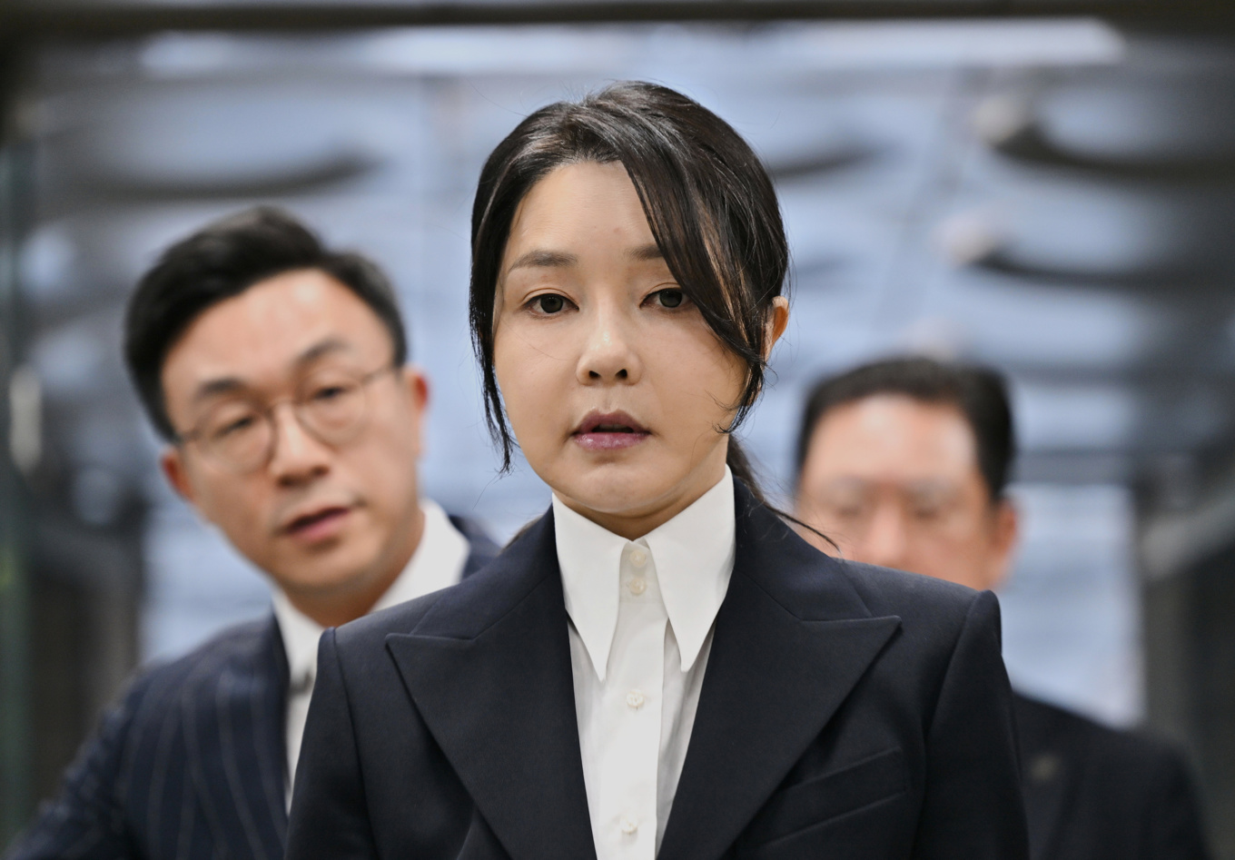 Sydkoreas avsatte president Yoon Suk-Yeols fru Kim Keon-Hee. Bild från tidigare i augusti. Foto: Jung Yeon-Je/AP/TT