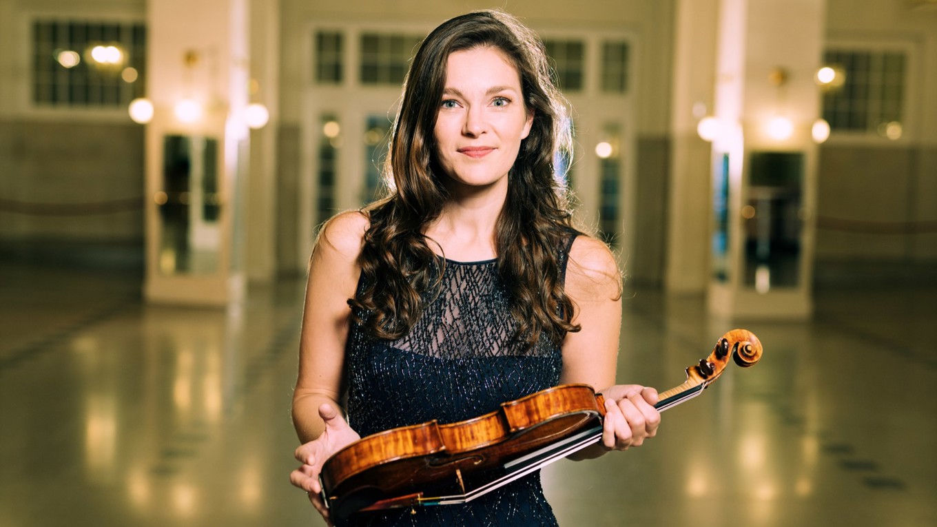 Violinisten Janine Jansen. Foto: Lukas Beck