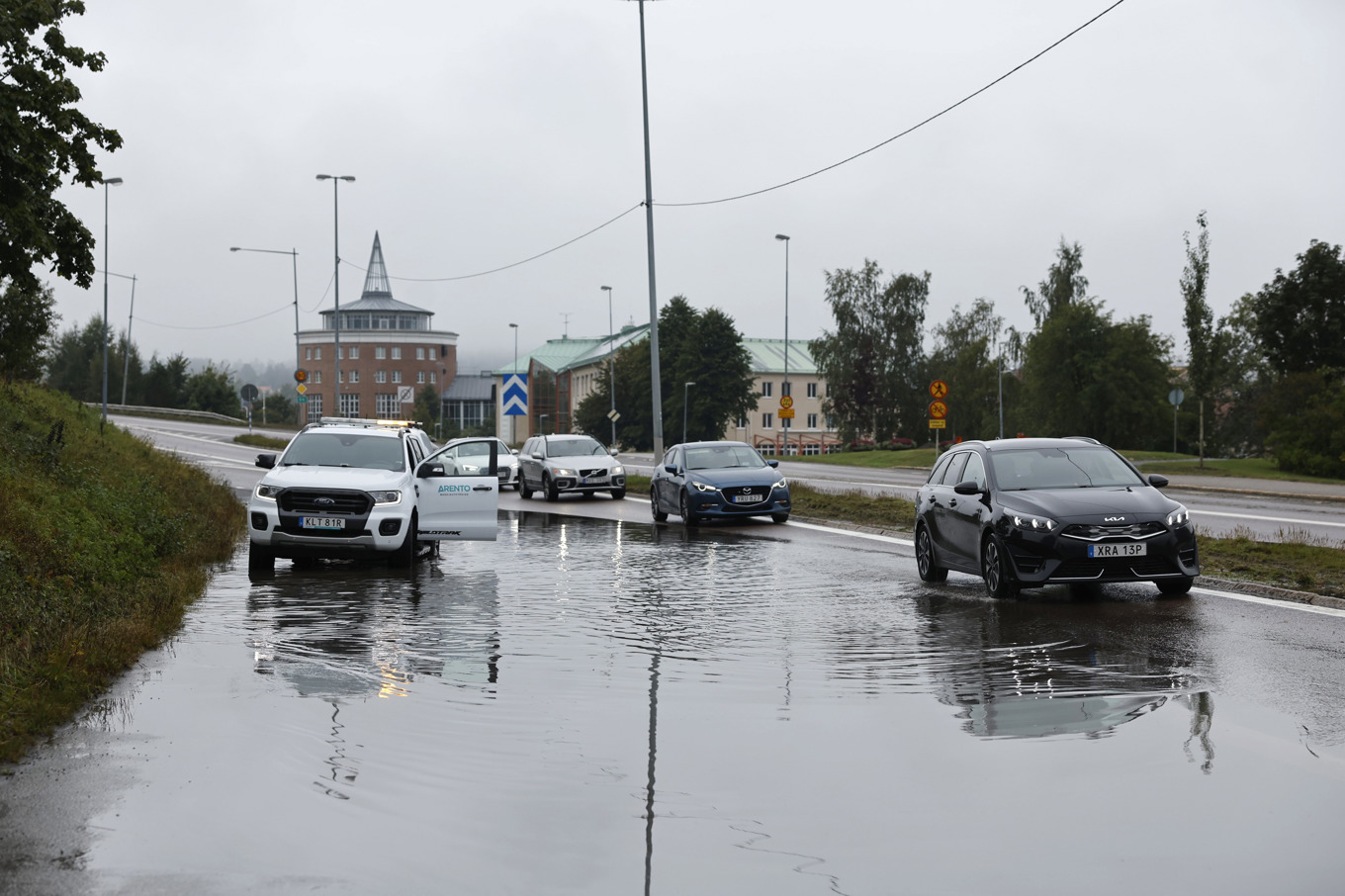 Vattensamlingarna i bland annat Härnösand har varit massiva i veckan. Foto: Mats Andersson/TT