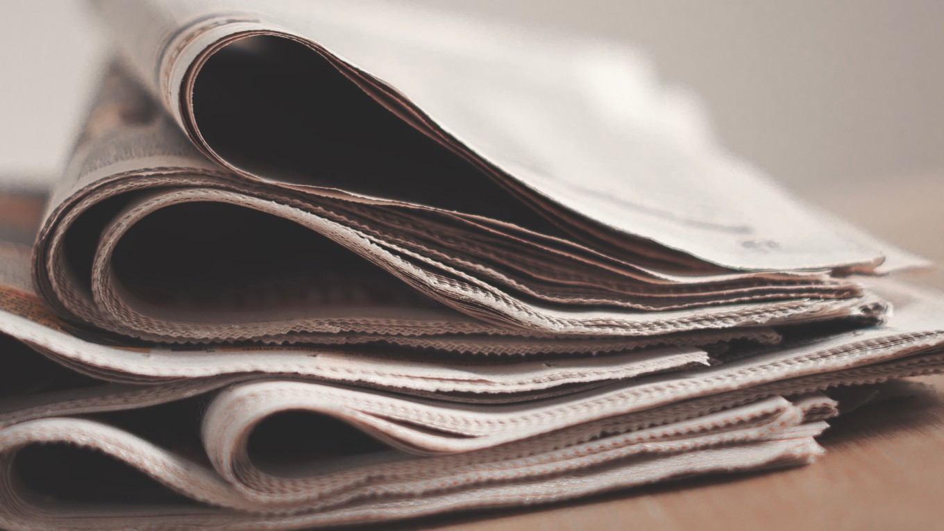 De två tidningarna Gefle Dagblad och Arbetarbladet kommer att minska sin utgivning i print. Foto: Busra Ispir/Shutterstock