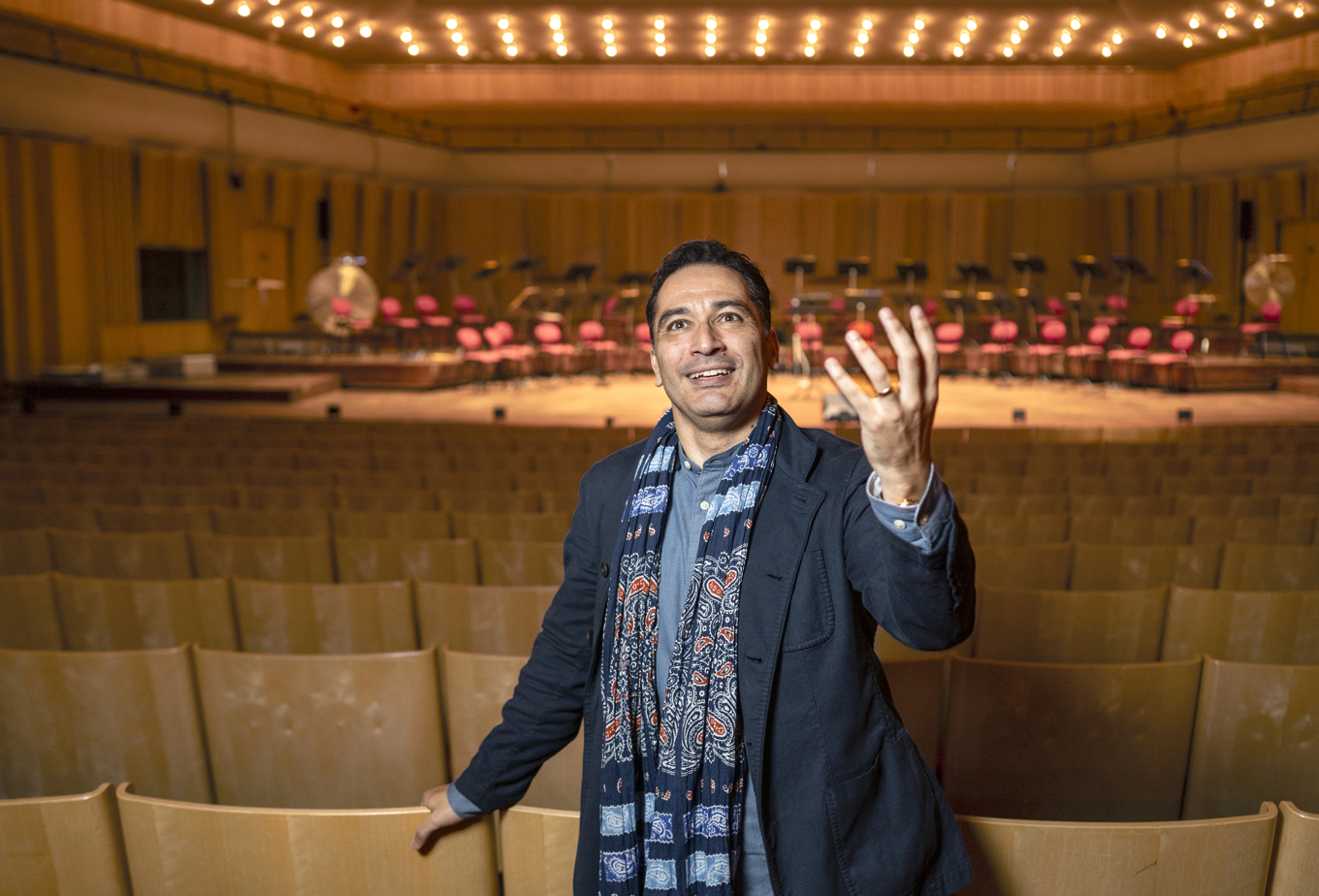 Andrés Orozco-Estrada ska leda Radiosymfonikerna under åtta produktioner per säsong. Foto: Anders Wiklund/TT