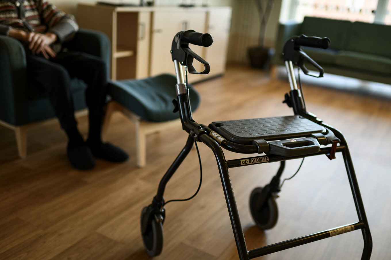 En kvinna åtalas för att ha stulit från brukare inom hemtjänsten i Partille kommun. Arkivbild. Foto: Oscar Olsson/TT