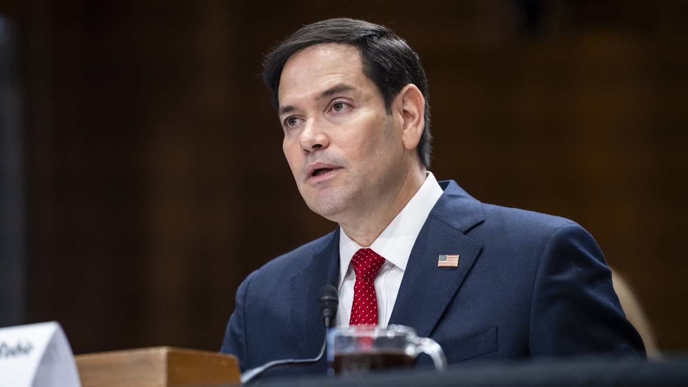 – Trumpadministrationen konstaterar att dessa institutioner är överflödiga i sitt omfång, misskötta, onödiga, slösaktiga, dåligt skötta, styrda av aktörer som driver sina egna agendor i strid med våra, eller utgör ett hot mot vår nations suveränitet, friheter och allmänna välstånd, säger USA:s utrikesminister Marco Rubio i ett uttalande. Foto: Madalina Vasiliu