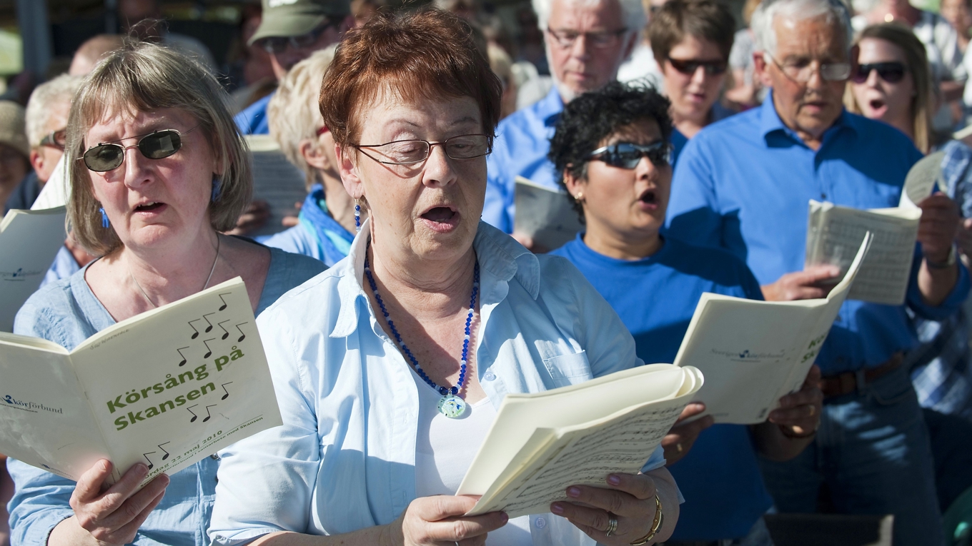 Ny forskning visar att körsång förbättrar minnet och bidrar till kognitiv motståndskraft hos äldre. Foto: Henrik Montgomery/TT