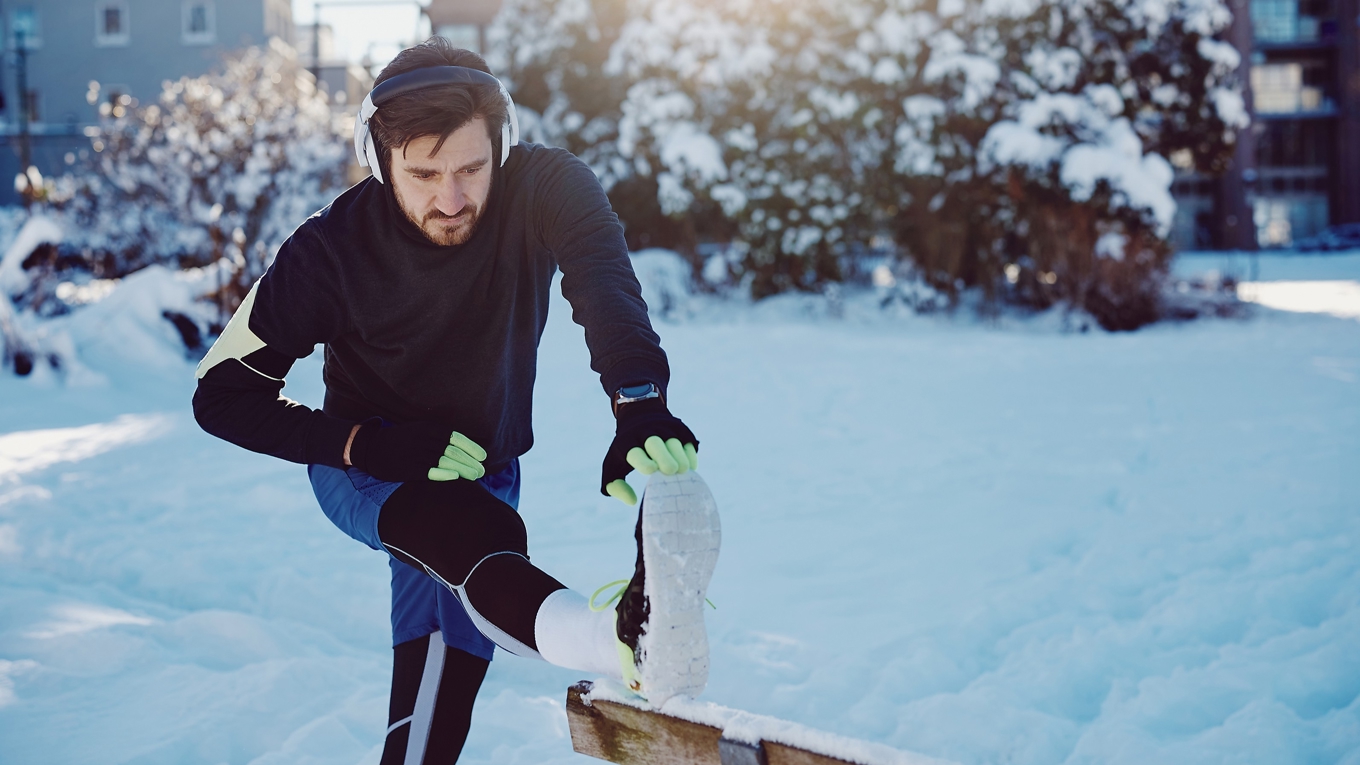 Sättet att öka sin vardagliga fysiska aktivitet kan ta sig många olika uttryck. Det viktiga är att se till att få en tillräckligt stor dos motion, i någon form, varje dag. Foto: Drazen Zigic/Shutterstock