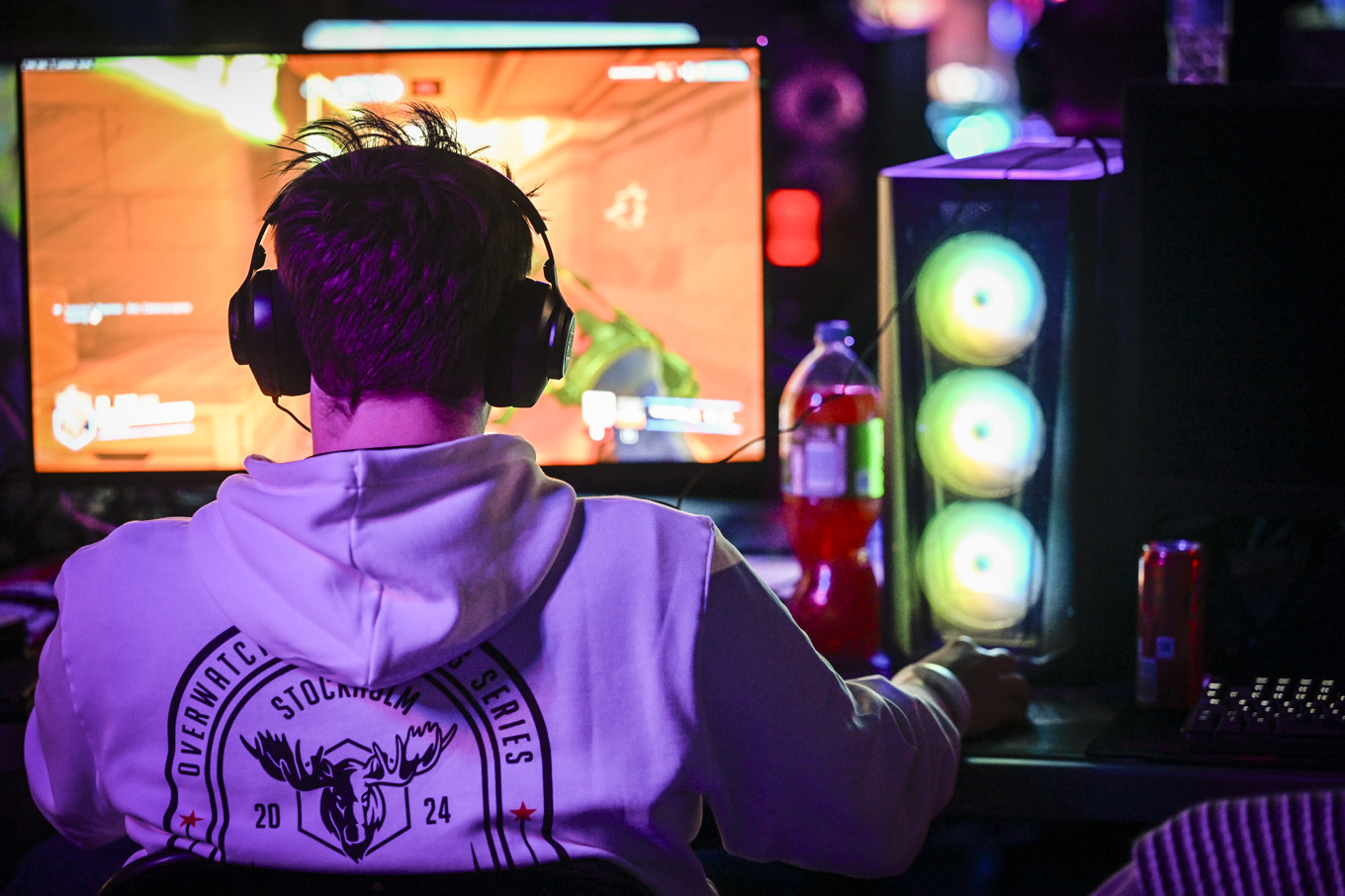 Tv- och datorspelande är en stor del av många människors liv, framför allt unga. Arkivbild. Foto: Fredrik Sandberg/TT